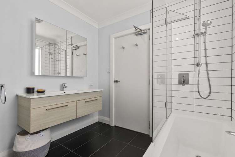 1/118 Victoria Road Devonport_14