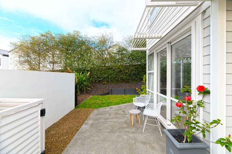 1 Sanremo Lane Stanmore Bay_13