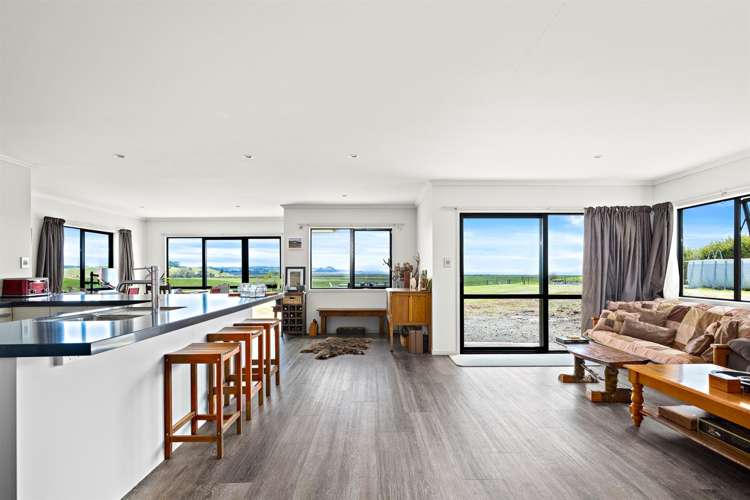 251 Mairetahi Road South Head_10