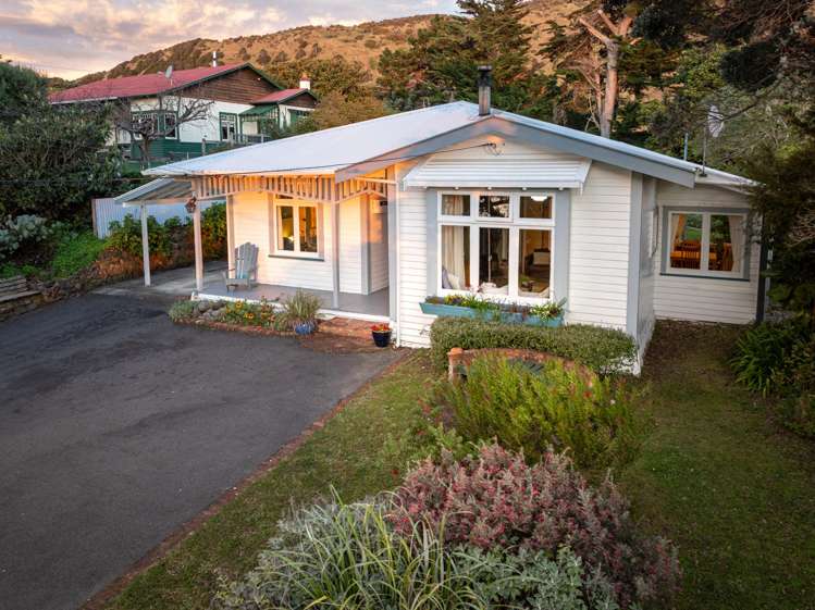 68 Wellington Road Paekakariki_38