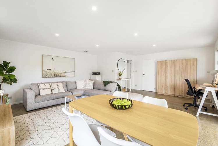 43 Teal Crescent Beach Haven_22