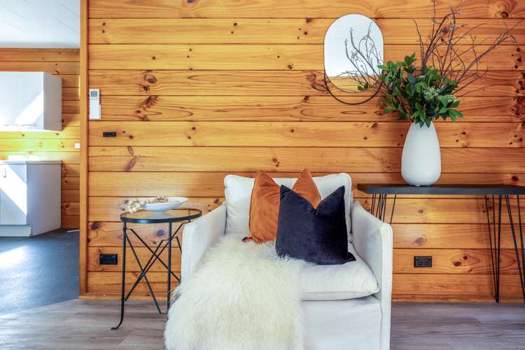 16 Frank Street Oneroa_13