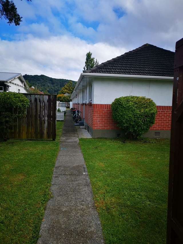 Fully renovated sunny 2BR Flat in Upper Hutt