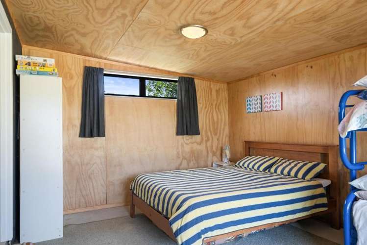 16 Te Kiri Street Himatangi Beach_6