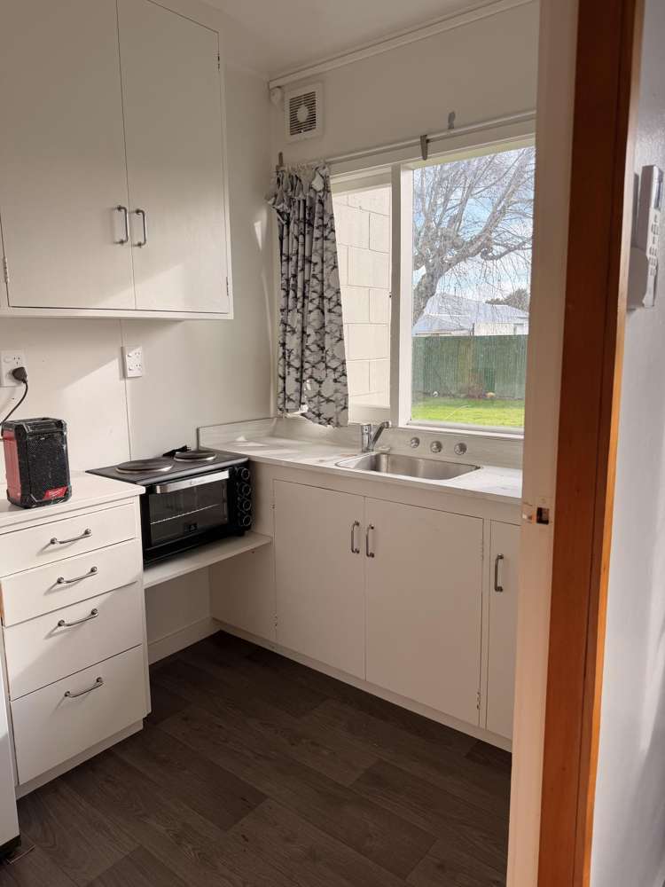 22 Avenal Street Avenal_23