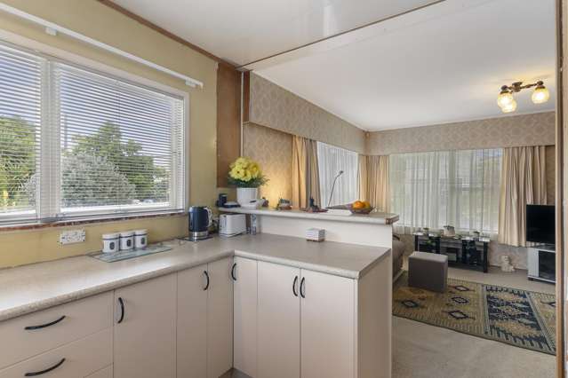 2/44 Diana Drive Glenfield_1