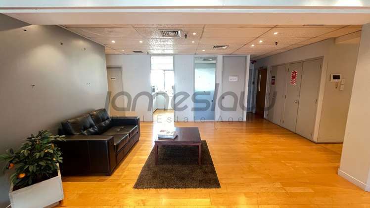 Level 8, Suite 8.02/152 Quay Street City Centre_6