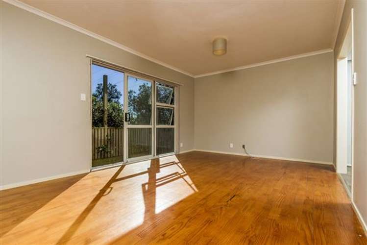 12 Marewa Street Te Atatu South_11