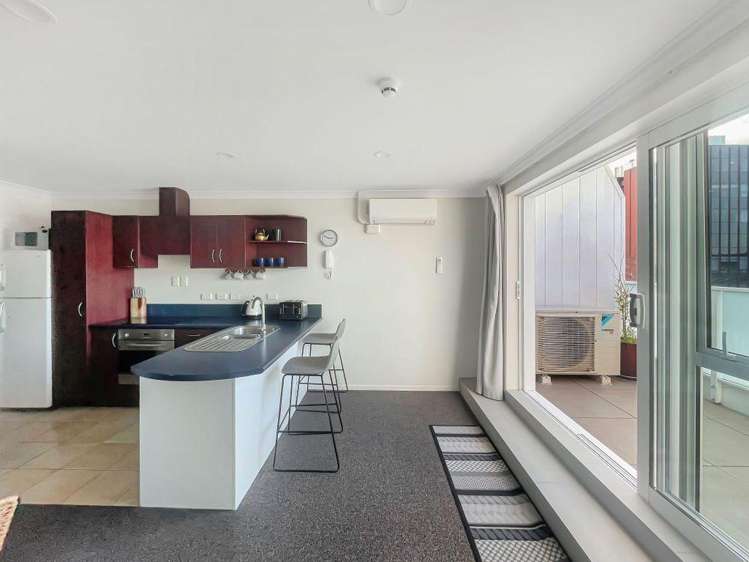 24/391 Victoria Street 10463_2