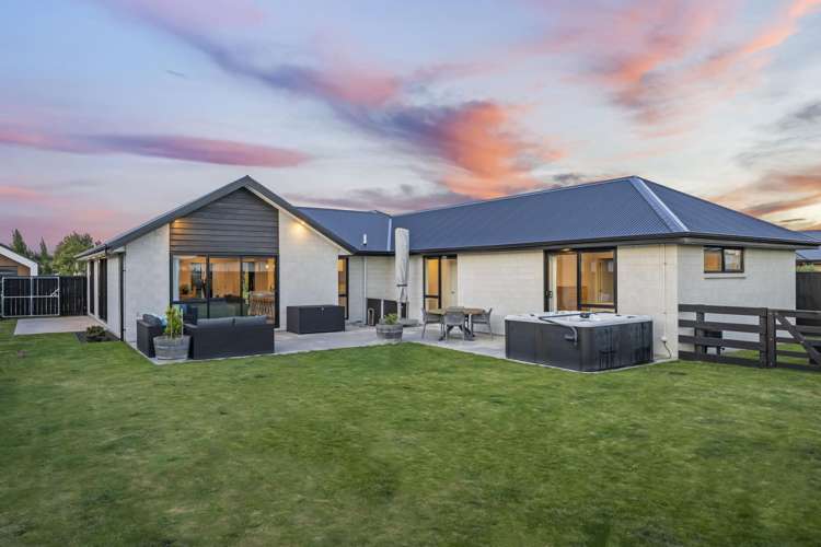 17 Vitalia Crescent Lincoln_21