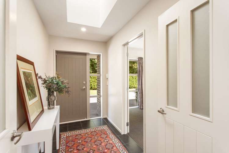 20 John Campbell Crescent Hillmorton_16