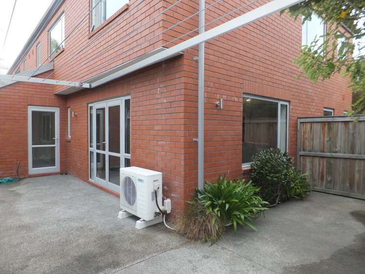 15b Grove Road Addington_21