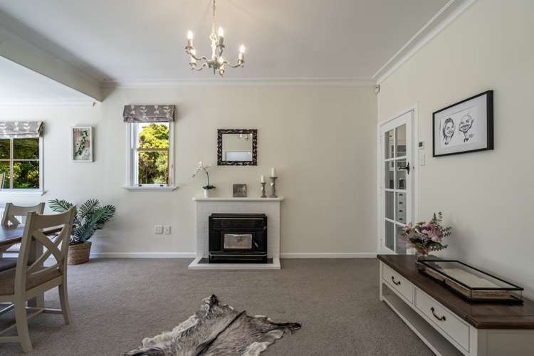 17 Black Road Otatara_8