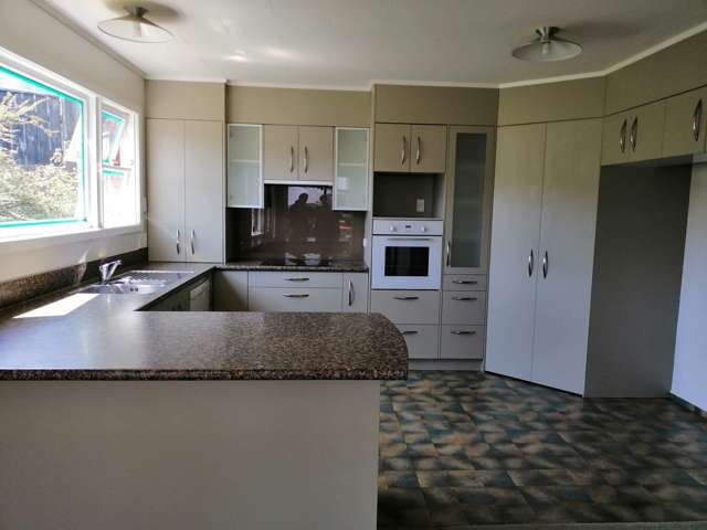 32 Crownhill Street Spotswood_2