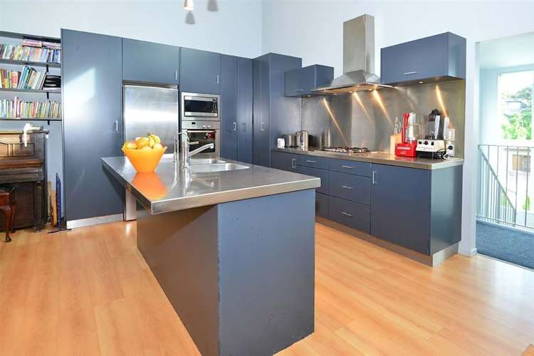 10 Springwater Vale Unsworth Heights_8