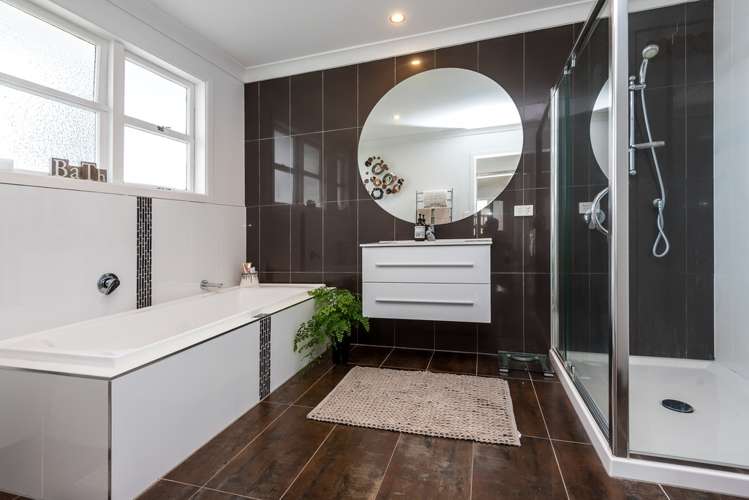 29a Paparoa Road Cockle Bay_17