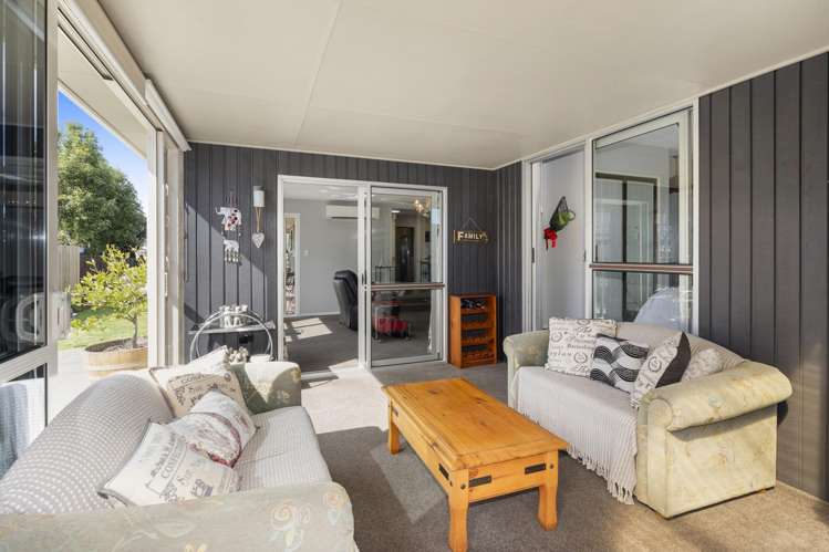 43 Dunbarton Street Redwood_11
