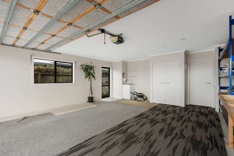 7 March Brown Place Nukuhau_17