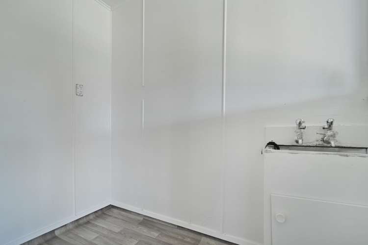 301 Ruru Place Camberley_11