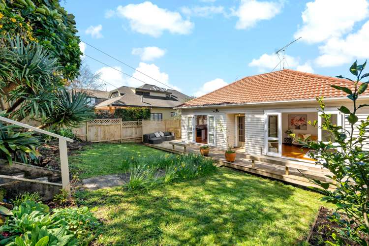 51 Raurenga Avenue Royal Oak_11