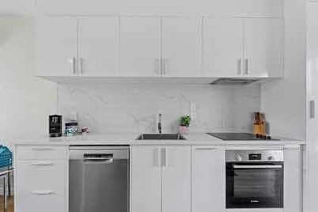 7/8 Bagnall Avenue Point England_2