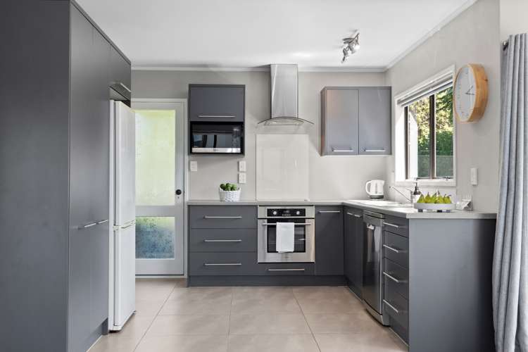 54 Strathmore Street Matua_6