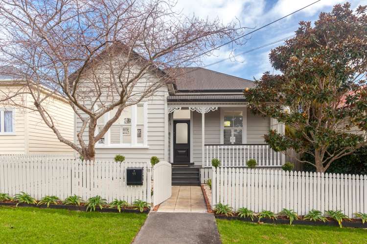 11 Roslyn Terrace Stanley Point_17