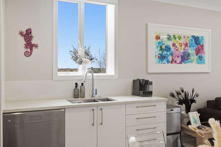 76 Rewa Rewa Lane Orewa_5