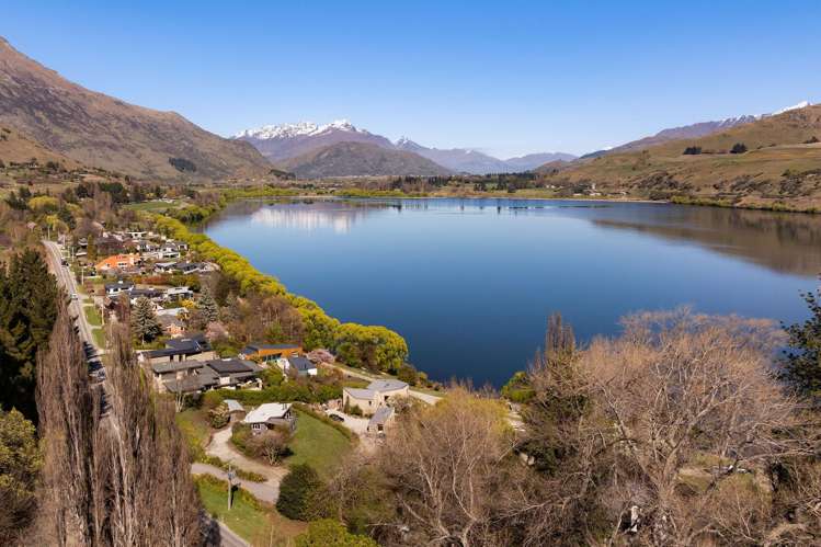 57 Arrowtown-Lake Hayes Road Lake Hayes_27