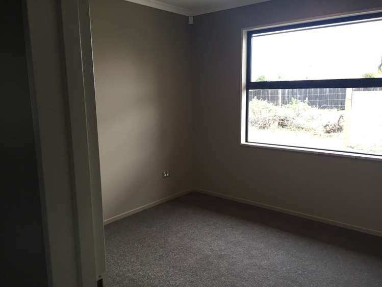 10 Shortland Street Wainoni_5