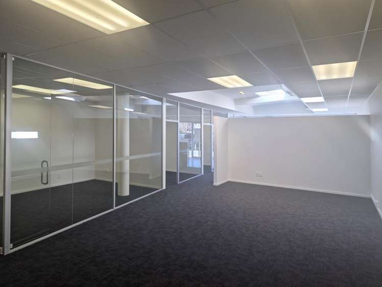 2/57 Mandeville Street Riccarton_10
