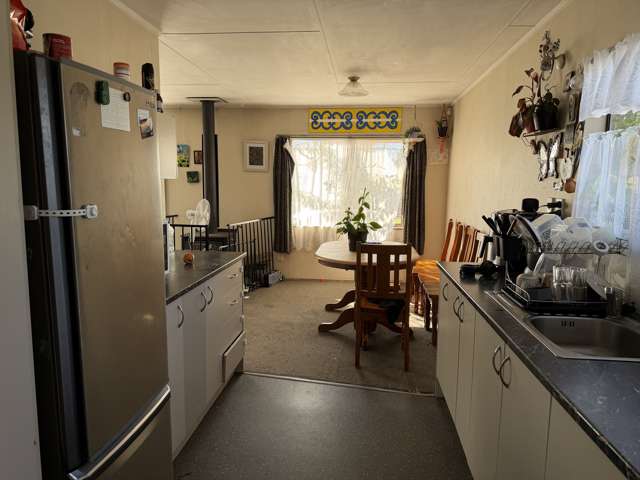 1 Taharangi Street Koutu_2