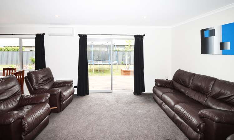 1 Routhan Way Carterton_9
