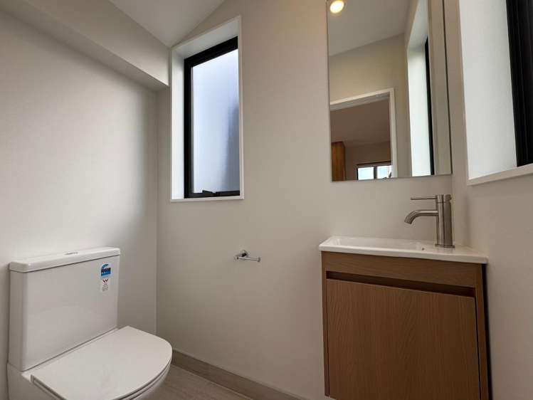 1/13 Thomas Road 10683_6