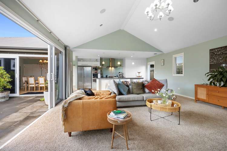 7 Gleneagles Way Waiwhakaiho_7