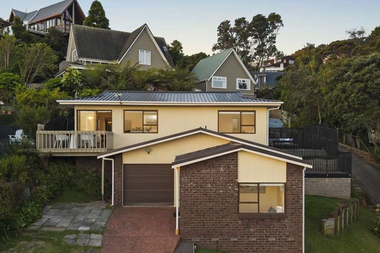 73 Rosecamp Road Beach Haven_14