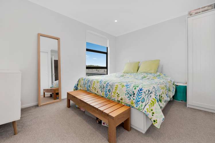 7 Bonnette Road Flat Bush_12