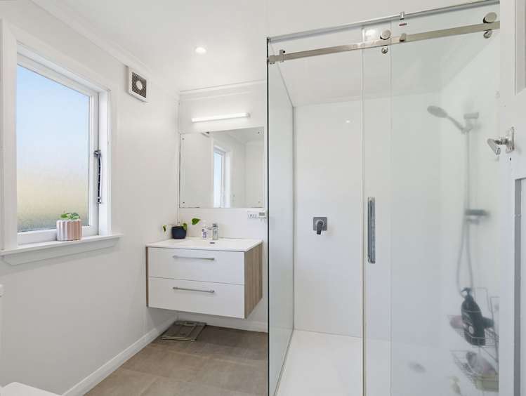 12 Lyndhurst Street Takaro_18