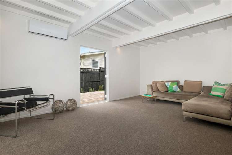 2/5 Eversleigh Road Belmont_5