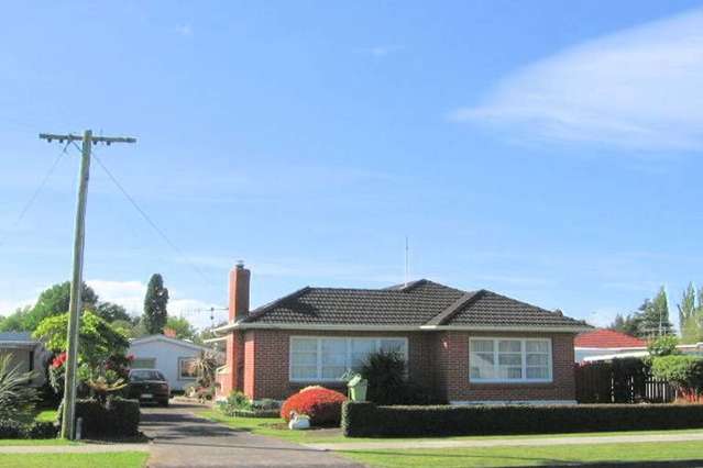 1 Gladstone Road Matamata_2