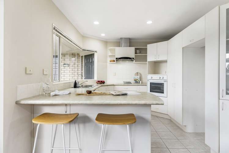 87 Redcastle Drive East Tamaki_13