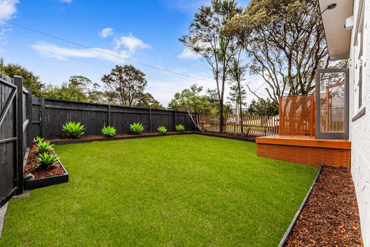 1/27 Withers Road Glen Eden_13