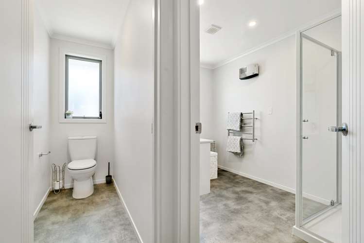 3 Magnetic Place Cromwell_14