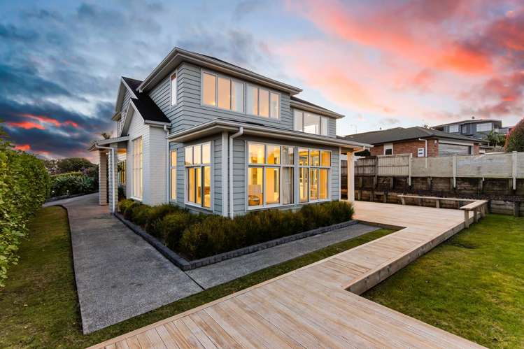 52 Chesterfield Way Orewa_23