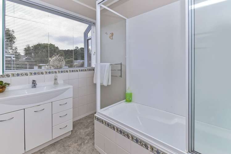 17 Keeney Court Papakura_12