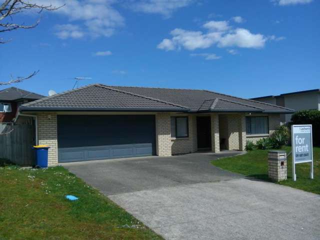 19 Glen Bay Close Pinehill_1