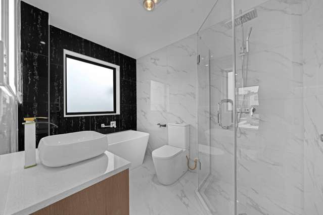 82 Koromeke Street Flat Bush_1