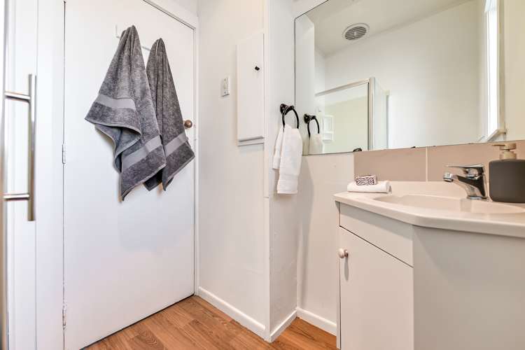 74 Te Aroha Street Hamilton East_13