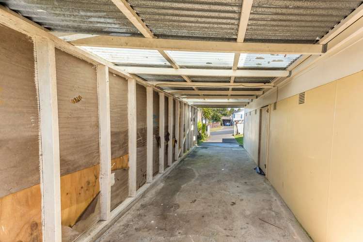 171 Solar Road Glen Eden_19