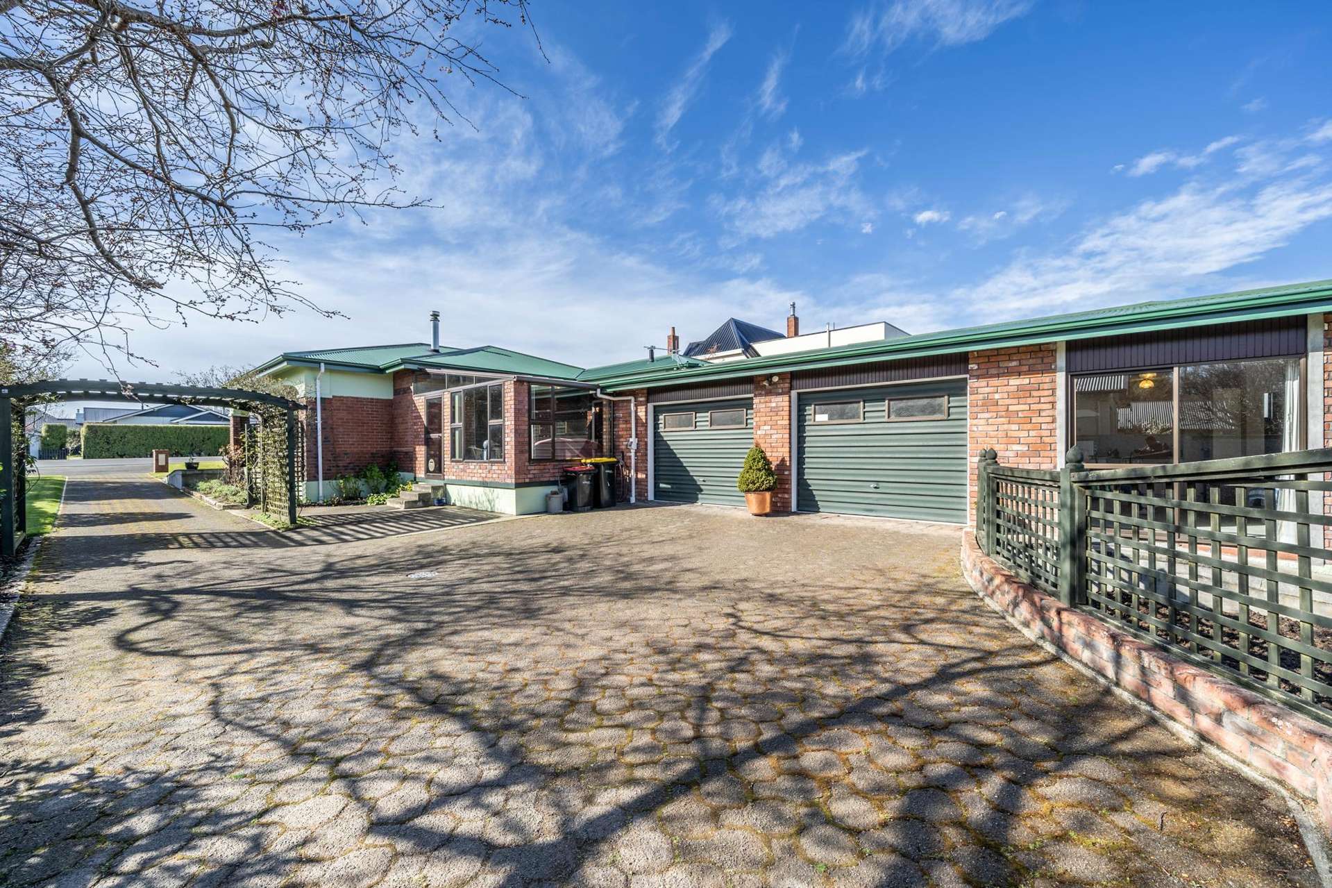 442 Queens Drive Windsor_0